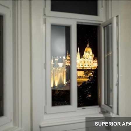 Bpr Agathe Elegant Suite With Parliament View 부다페스트 외부 사진